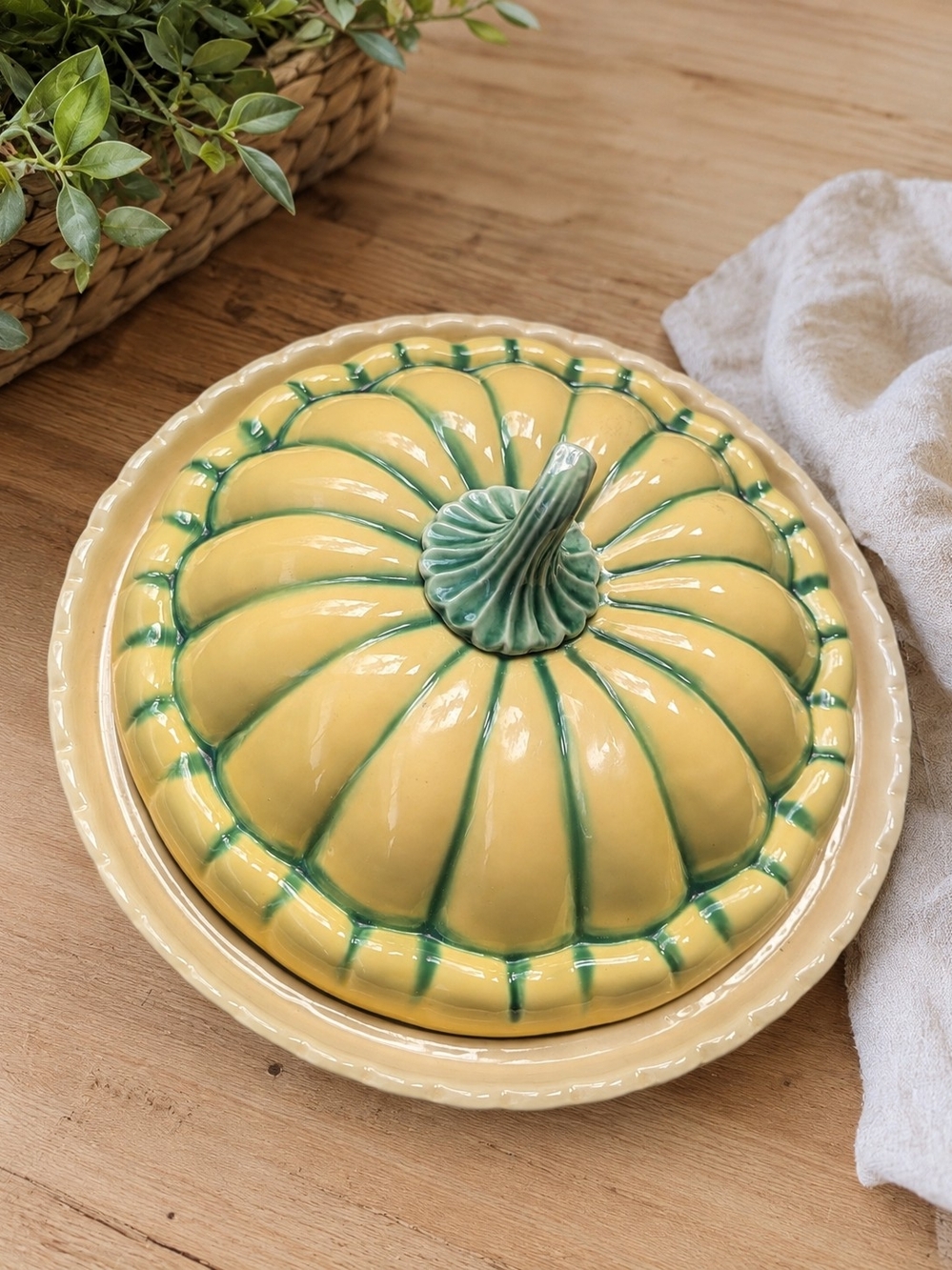 Ceramic Pumpkin Pie Dish
